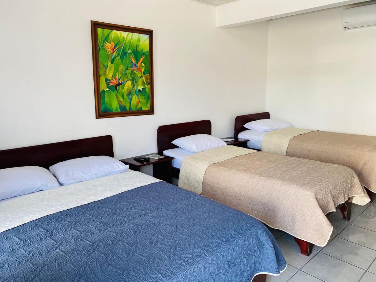 Hotel Alicia La Fortuna ภายนอก รูปภาพ